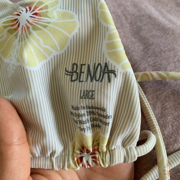 *TRADE* BENOA SWIM CASEY TOP IN YELLOW HAPA - Picture 2 of 3